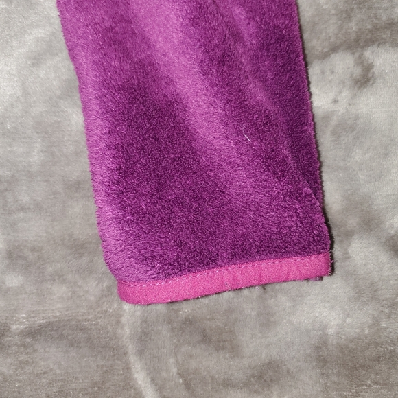 Super soft and fuzzy purple jacket - Picture 4 of 8